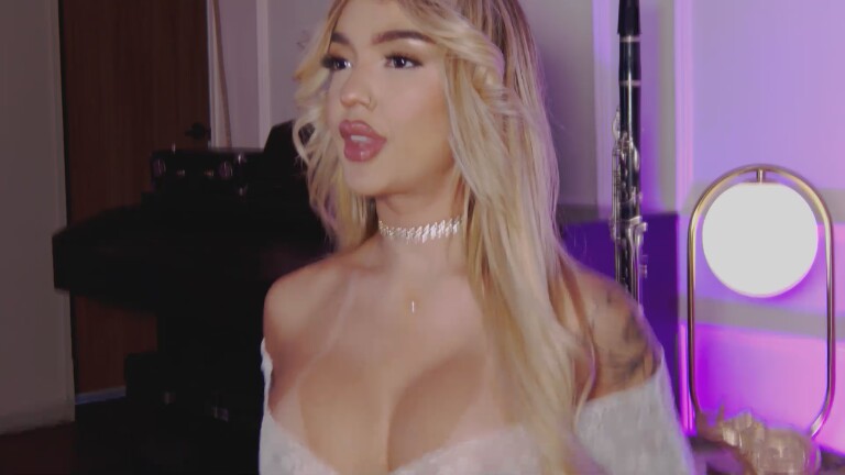 Melissakovalenko's Streamate show and profile