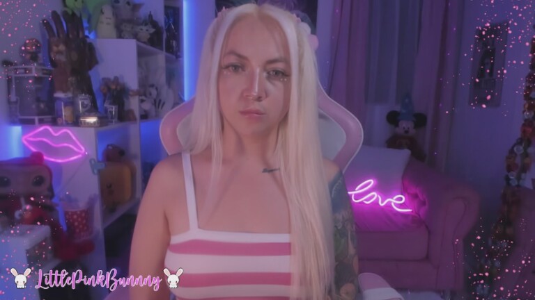 LittlePinkBunnny's Streamate show and profile