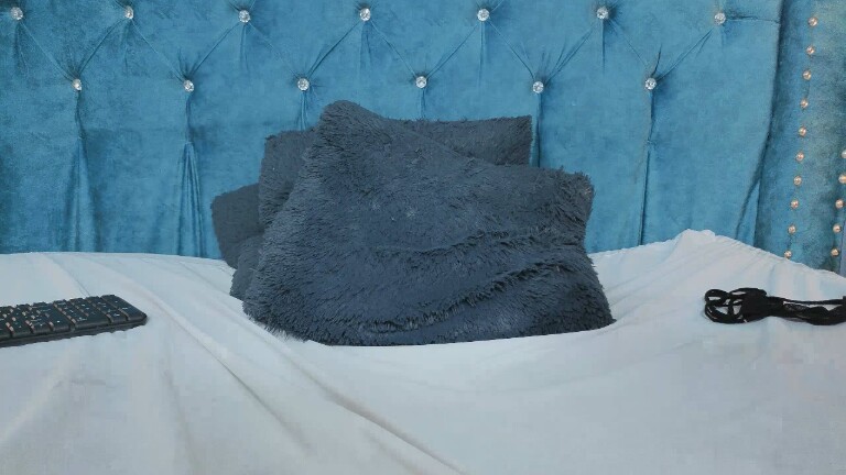 AmbarRossi's Streamate show and profile