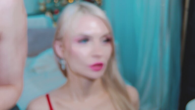 DenLina's Streamate show and profile