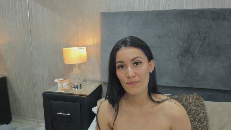 BrandyMils's Streamate show and profile