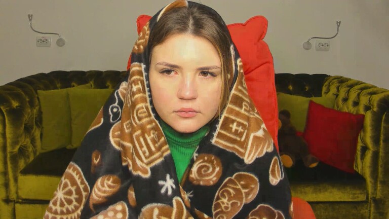 Reneswee's Streamate show and profile