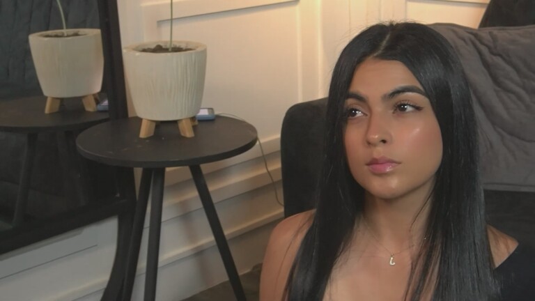 GabyReid's Streamate show and profile