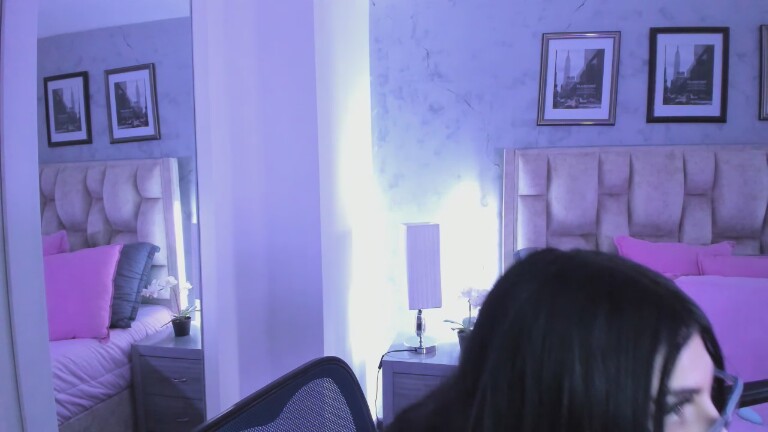 IsabellaaRossi's Streamate show and profile