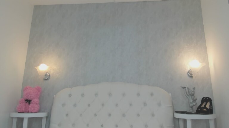 EmmilyMartinez's Streamate show and profile