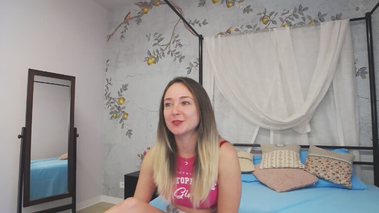 BELLAAH's Streamate show and profile