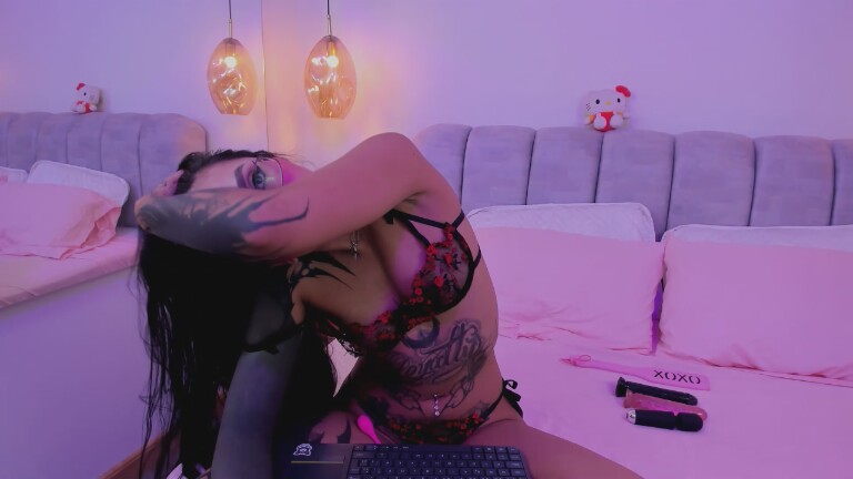 KathNoir's Streamate show and profile