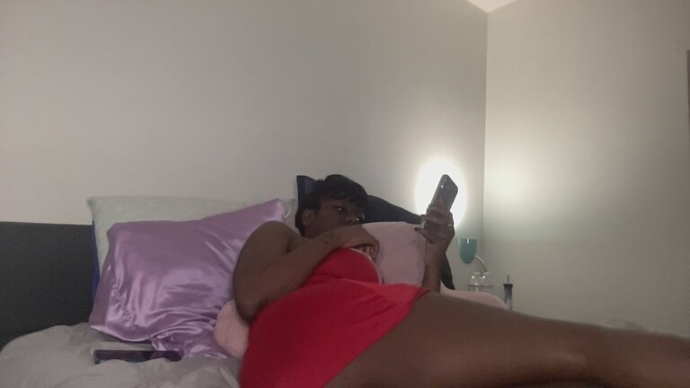 TheDolly's Streamate show and profile