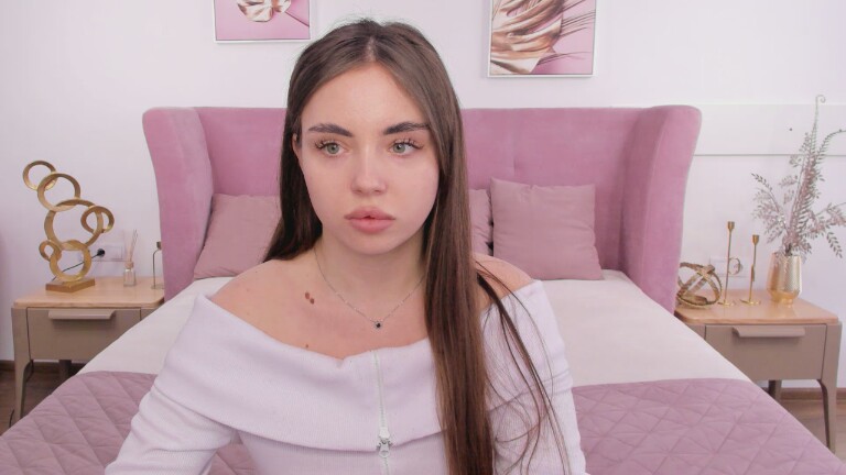 EvelinMils's Streamate show and profile