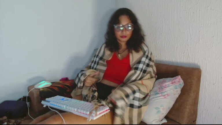 MyaMillor's Streamate show and profile